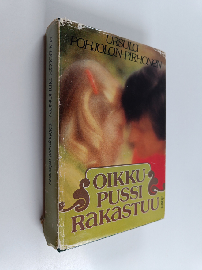 Ursula Pohjolan-Pirhonen : Oikkupussi rakastuu