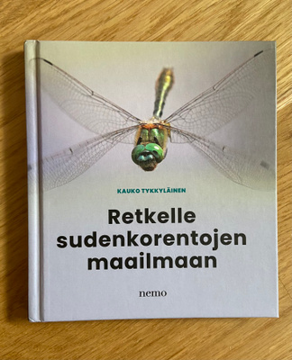 Retkelle sudenkorentojen maailmaan kirja