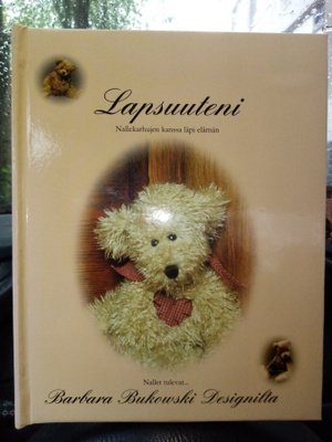 BARBARA BUKOWSKI : Lapsuuteni ( SIS POSTIKULU)