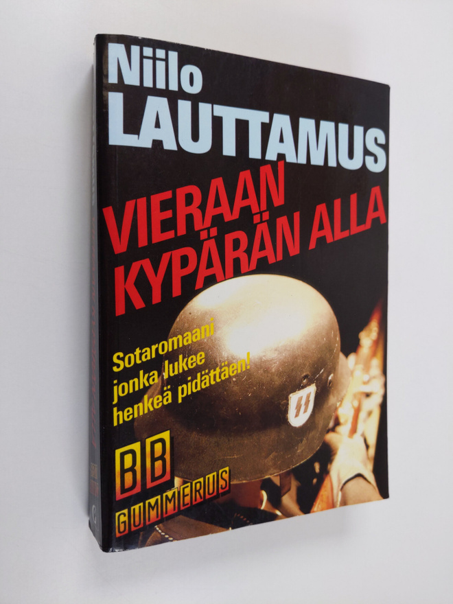 Niilo Lauttamus : Vieraan kypärän alla