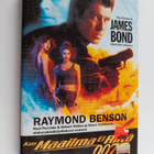 Raymond Benson : James Bond : kun maailma ei riitä 007 - pikkukuva 1