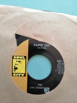 The Fifth dimension -Paper cup >[7"]