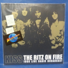 KISS - THE RIZZ ON FIRE M-/EX- UK & EU 2014 2LP - pikkukuva 1