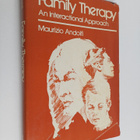 Maurizio Andolfi : Family therapy : an interactional appr... - pikkukuva 1
