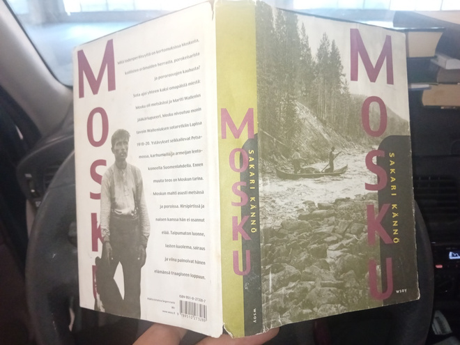 Sakari Kännö : Mosku ( SIS POSTIKULU  )