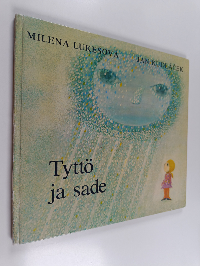 Milena Lukesova : Tyttö ja sade