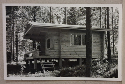 Lemi: Mökki *** (1261)