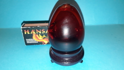 PUNAINEN LASIMUNA. Ehkä suomalaista lasia