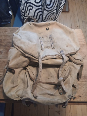 Sk.Y 37 kenttäreppu