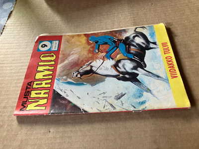 MUSTANAAMIO 9/1970