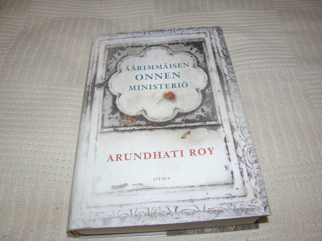 Arundhati Roy Äärimmäisen onnen ministeriö  -sid