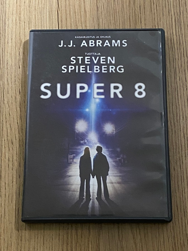 SUPER 8 - DVD - STEVEN SPIELBERG - J.J. ABRAMS
