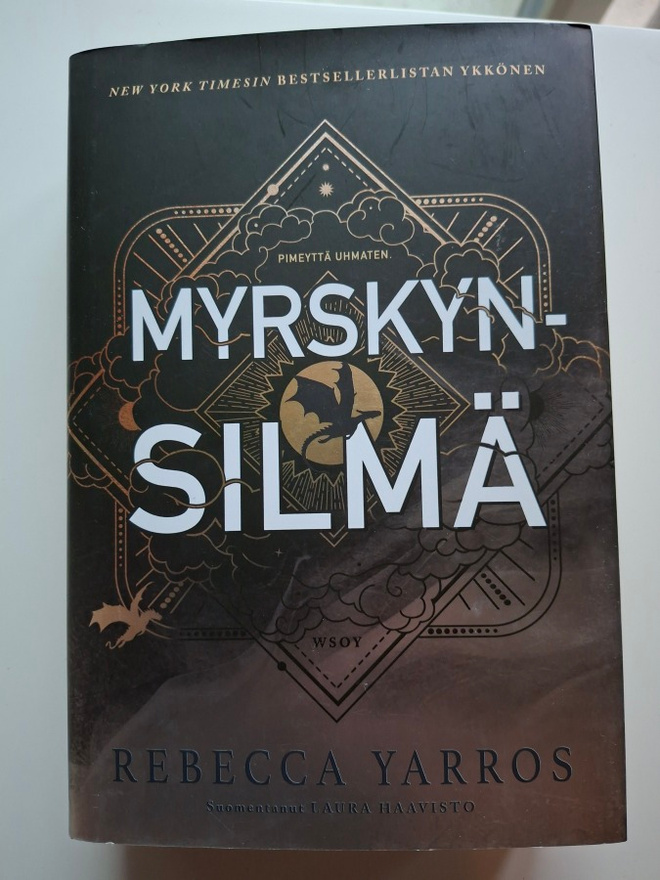 Yarros, Rebecca: Empyreum 3: Myrskynsilmä (uusi)