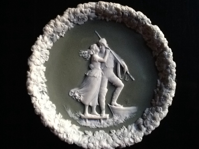 WEDGWOOD ? . NEUVOSTOLIITTO ?  . KORISTEVATI