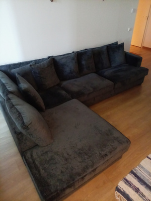 Scandinavian Choice Rossita musta 4 hengen kulmasohva