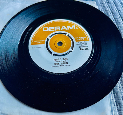 IRON VIRGIN: Rebels Rule * Ain’t No Clown * UK 1974