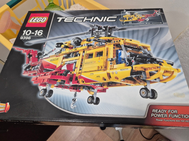 Lego Technic helikopteri 9396