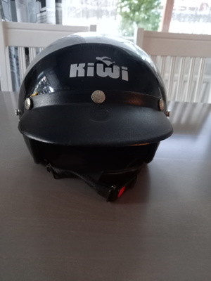 Retro Kiwi avokypärä