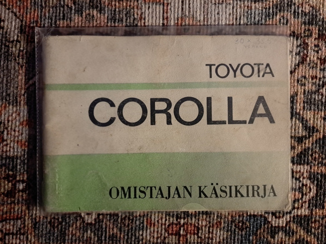 Toyota Omistajan  Käsikirja