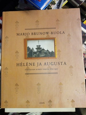 BRUNOW-RUOLA : HELENE JA AUGUSTA ( SIS POSTIKULU )