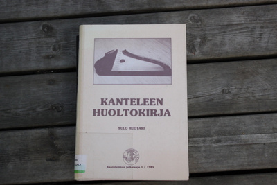 Sulo Huotari Kanteleen huoltokirja H2