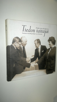 Pirkko Leino-Kaukiainen : Tiedon taitajat : Suomen tietok...