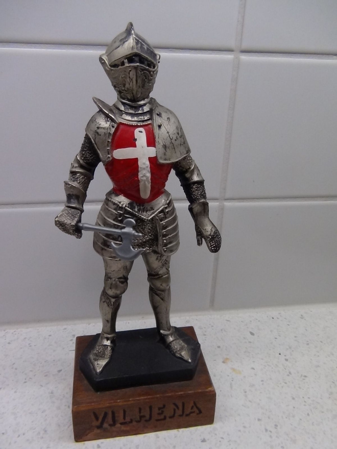 RITARI , HIENO  RITARI  FIGUURI, KORKEUS  22cm