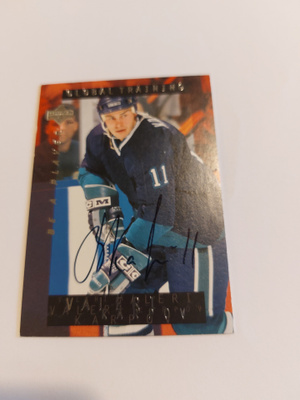 1995-96 Be A Player Autographs #S205 Valeri Karpov
