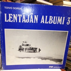 SORSA : LENTÄJÄN ALBUMI 3 ( SIS POSTIKULU ) - pikkukuva 1