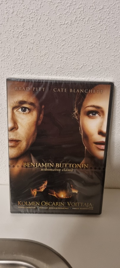 UUSI DVD: BENJAMIN BUTTONIN uskomaton elämä