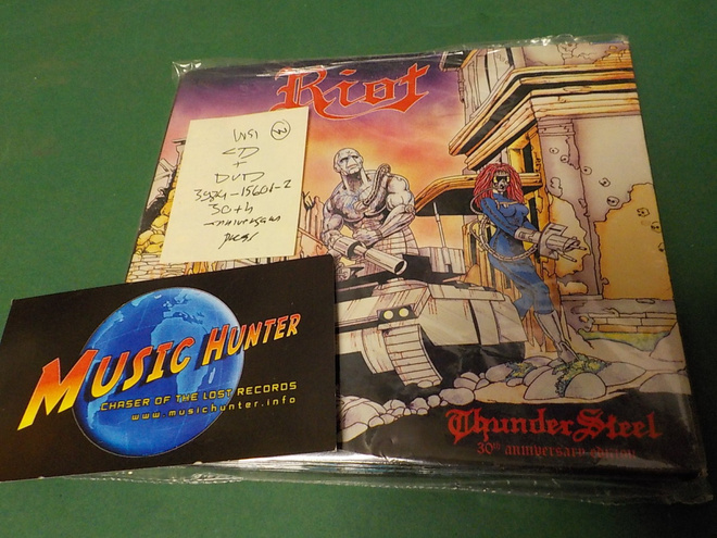 RIOT - THUNDERSTEEL UUSI CD + DVD (W)