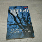 Henning Mankell Kadonneiden miesten metsä -pok - pikkukuva 1