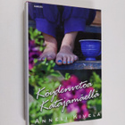 Anneli Kivelä : Köydenvetoa Katajamäellä (signeerattu) - pikkukuva 1