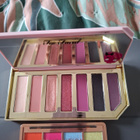 TOO FACED+ REVOLUTION LUOMIVÄRIPALETIT !! - pikkukuva 2