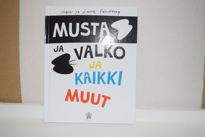 mcdonald's happy meal kirja Musta ja valko ja kaikki muut