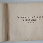 Vihtorin ja Klaaran "Perhealbumi" v. 1934 - pikkukuva 2