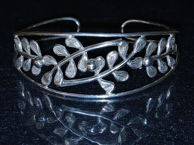 E.granit Vintage desing hopea rannekoru 813H D7