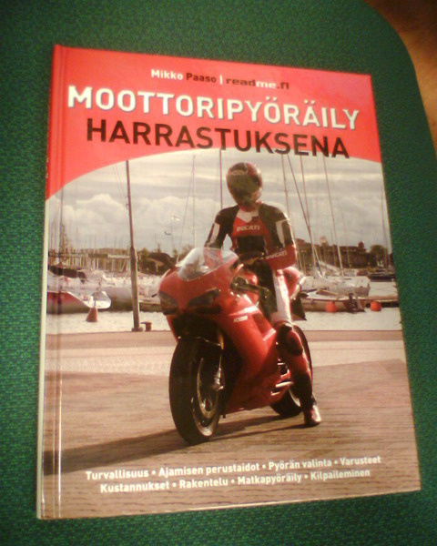 Mikko Paaso MOOTTORIPYÖRÄILY HARRASTUKSENA (Sis.pk:t)
