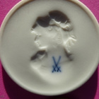 Posliini medaljonki halk. 42mm aito MEISSEN SAKSA - pikkukuva 3