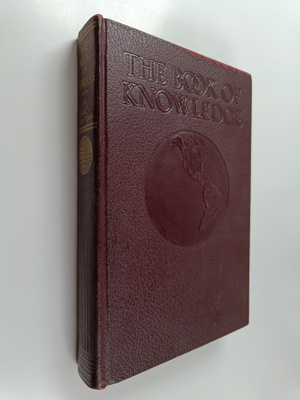 Arthur Mee ym. : The Book of Knowledge - The Children's E...