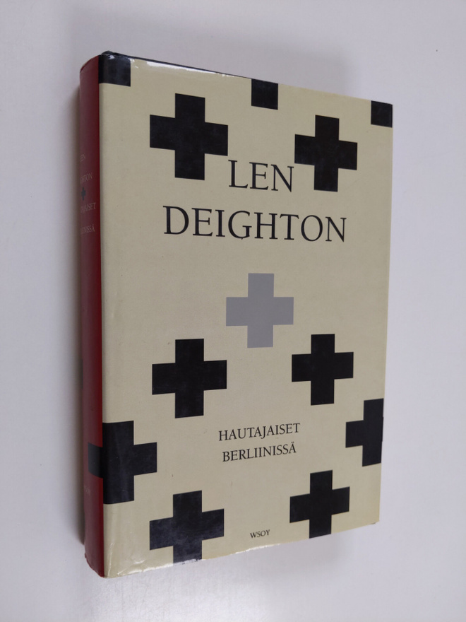 Len Deighton : Hautajaiset Berliinissä