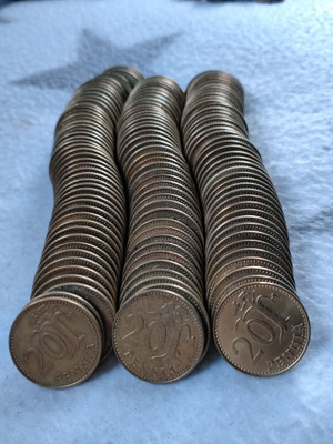144kpl 20 pennisiä