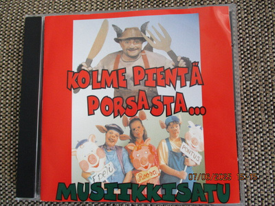 KOLME PIENTÄ PORSASTA - MUSIIKKISATU (CD) LÄHIÖTEATTERI