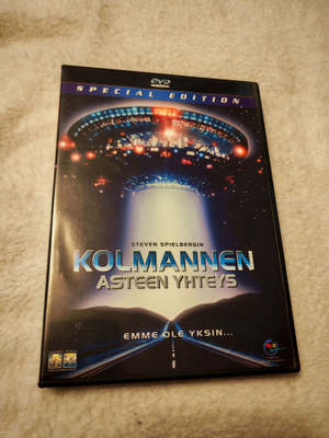 DVD Kolmannen asteen yhteys (Egmont)