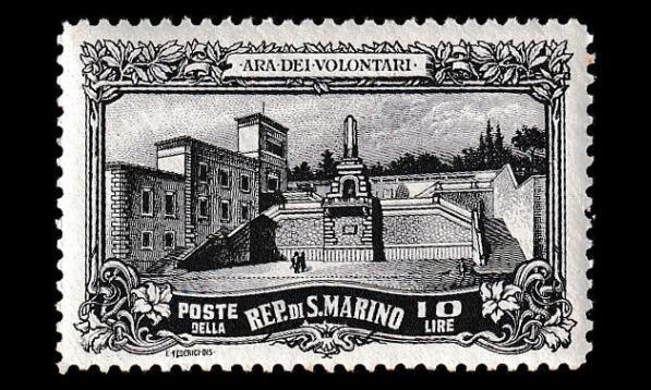 San Marino 140 ** Vapaaehtoissotilaiden muistomerkki 10L (19