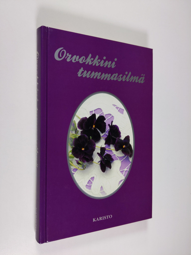 Pirjo-Riitta Syrjänen : Orvokkini tummasilmä : onnenkukki...