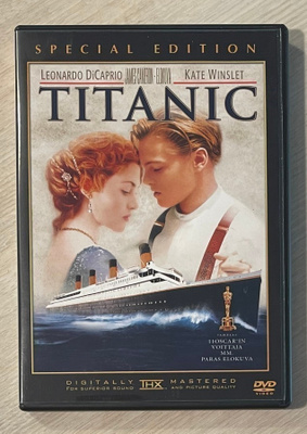 TITANIC (1997) Kate Winslet & Leonardo DiCaprio