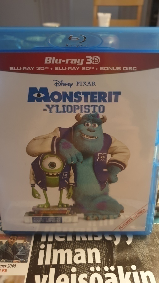 Pixar Klassikko 14: Monsterit-yliopisto 3D + Blu-ray