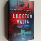 Mariette Lindstein : Ehdoton valta - pikkukuva 1