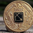 Kullanvärinen Vaakuna merkki 40 Luvuilta. Halkaisija - 24 mm - pikkukuva 2